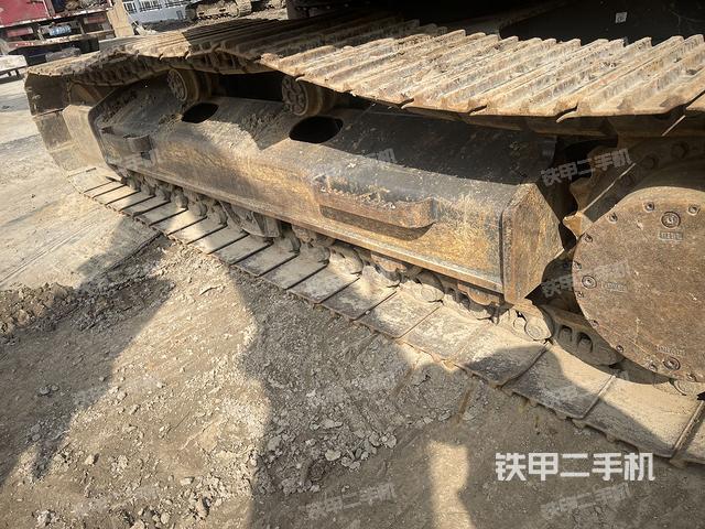 单侧履带整体（整机外观）