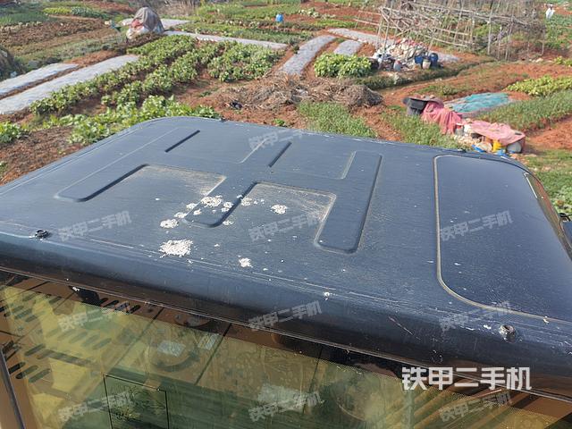 驾驶室顶部（整机外观）