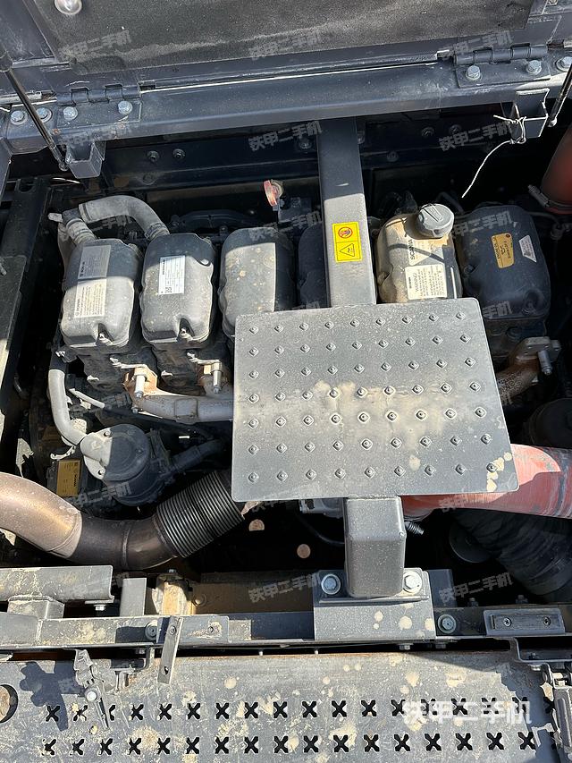 发动机整体俯视（整机外观）