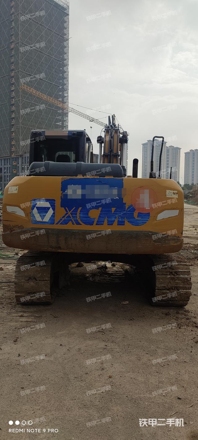 驾驶室顶部（整机外观）