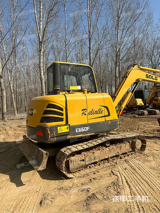 整机右后45°（整机外观）