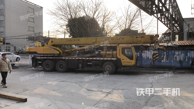 整机右侧（设备外观及核心部件）