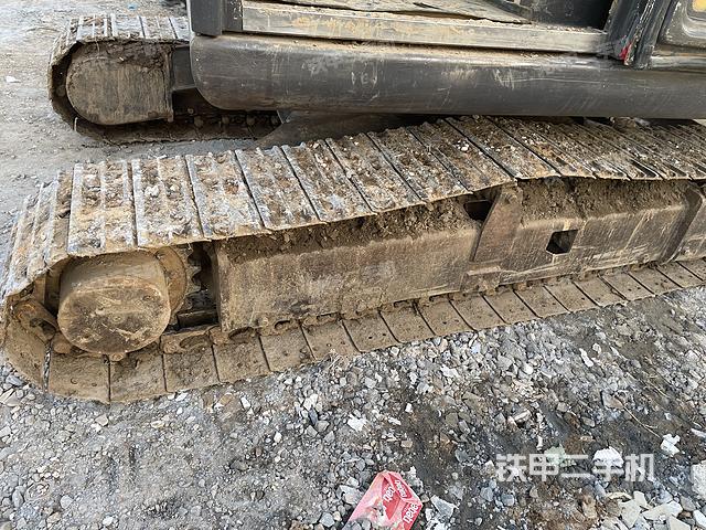 单侧履带整体（整机外观）