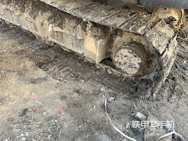 单侧履带整体（整机外观）