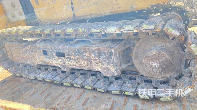 单侧履带整体（整机外观）