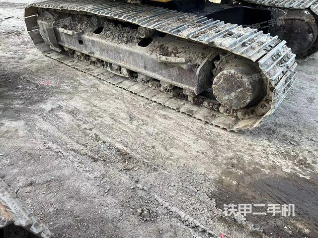 单侧履带整体（整机外观）