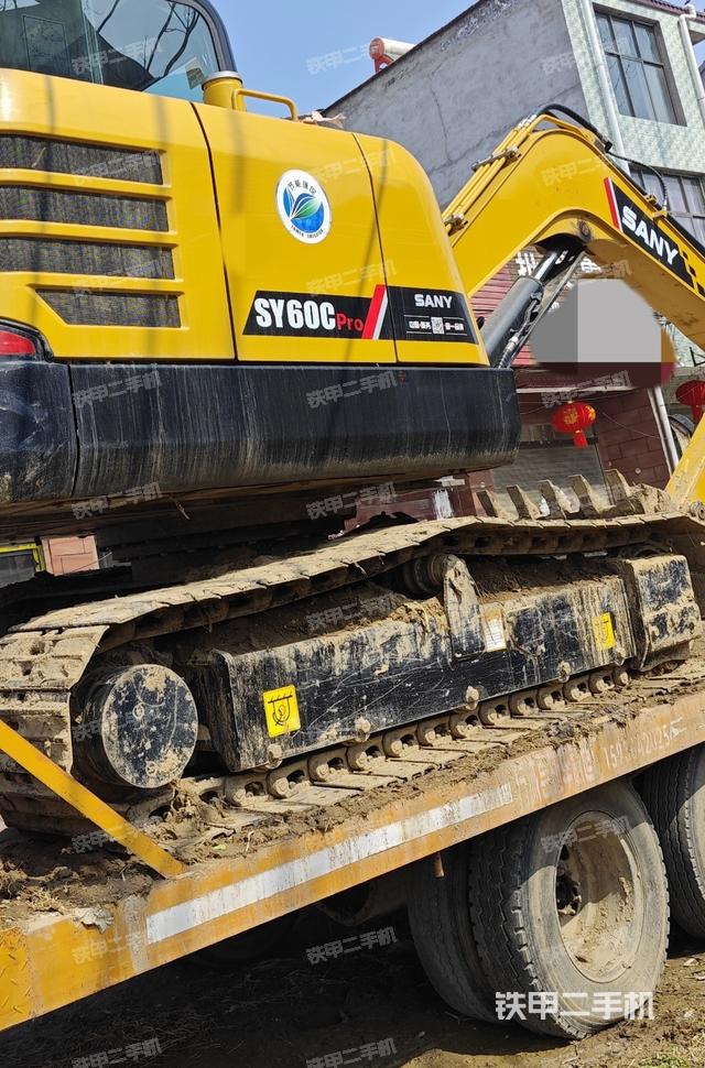 单侧履带整体（整机外观）