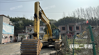 河南-信阳市二手小松PC240LC-8M0挖掘机实拍照片