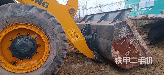 工作装置整体（整机外观及大件）