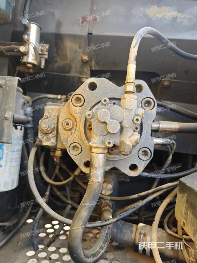 液压泵室（大件舱室）