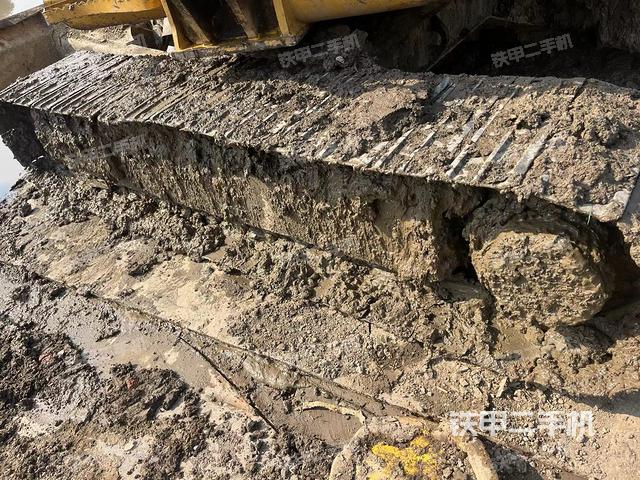 单侧履带整体（整机外观）