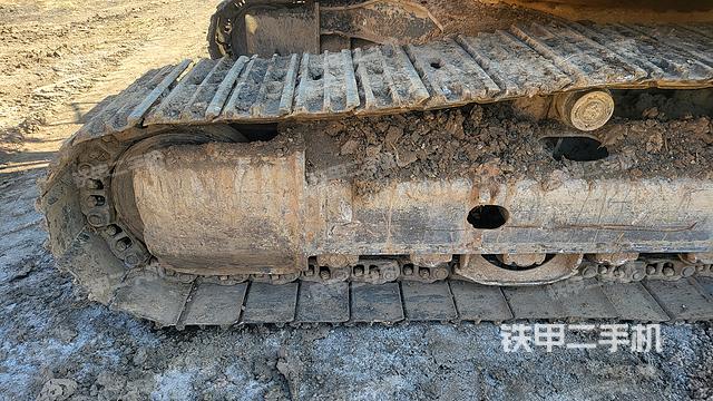 单侧履带整体（整机外观）