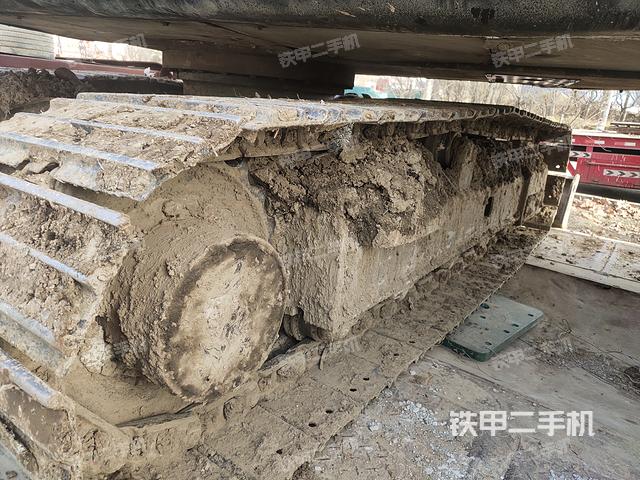 单侧履带整体（整机外观）