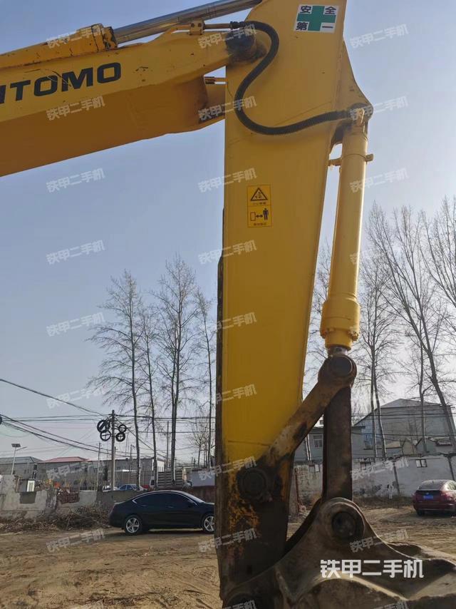 小臂整体左后（工作和回转装置）