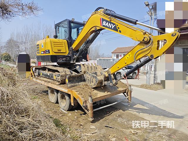 驾驶室顶部（整机外观）