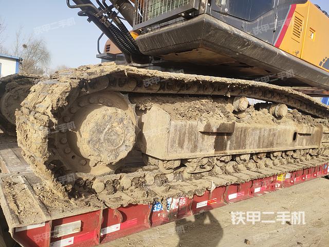 单侧履带整体（整机外观）