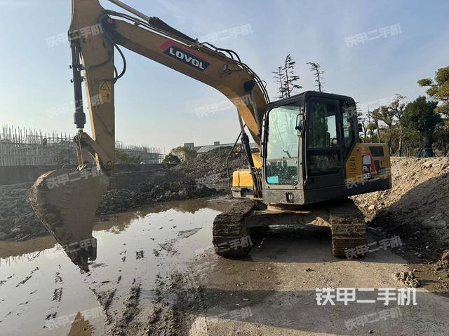 雷沃重工FR130E2-H挖掘机