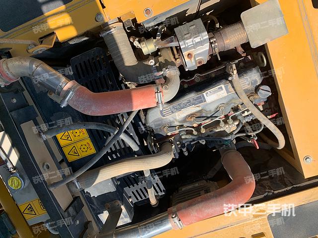 发动机整体俯视（整机外观）