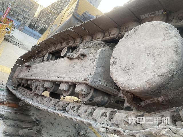 单侧履带整体（整机外观）