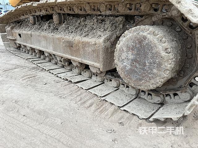 单侧履带整体（整机外观）