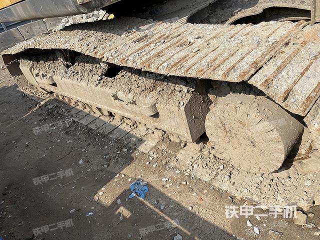 单侧履带整体（整机外观）