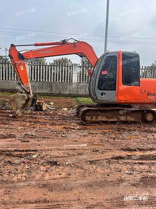 宜春市出售 日立 ZX70-6 挖掘机