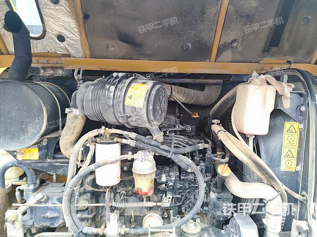 发动机整体俯视（整机外观）