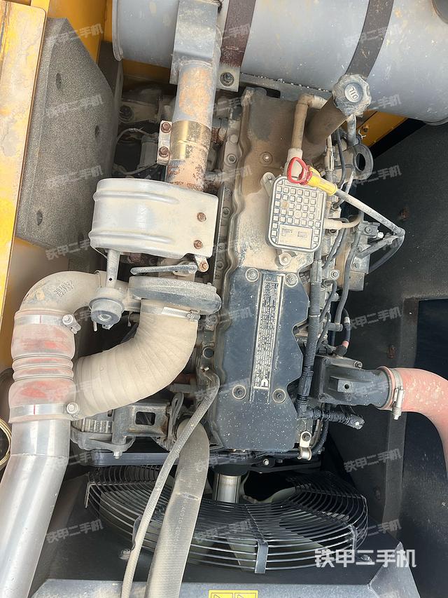 发动机整体俯视（整机外观）