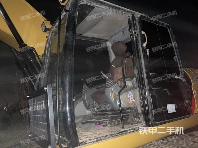 驾驶室整体（整机外观）