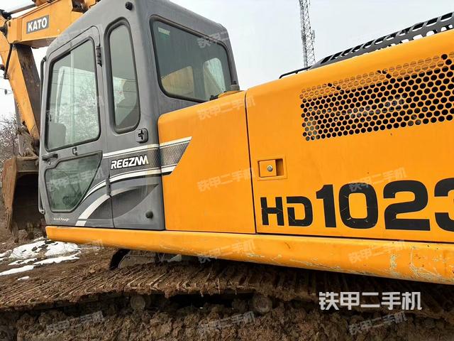 驾驶室整体（整机外观）