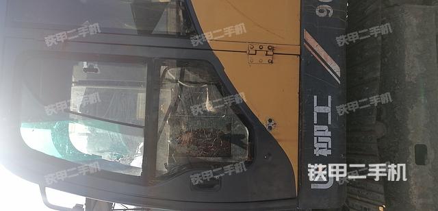 驾驶室整体（整机外观）