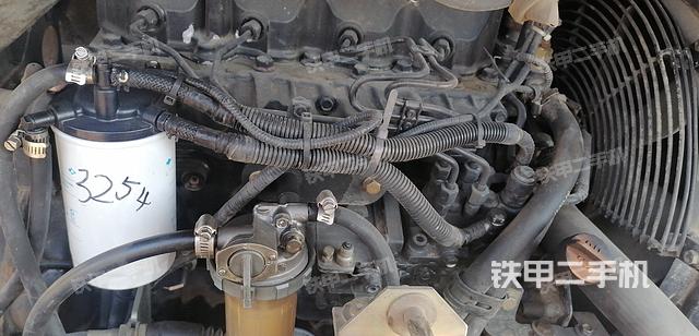 发动机整体俯视（整机外观）