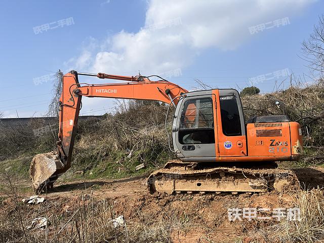 日立ZX120挖掘机