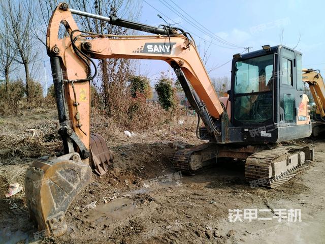 三一重工SY55C挖掘機