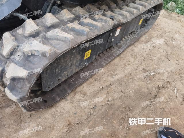 单侧履带整体（整机外观）