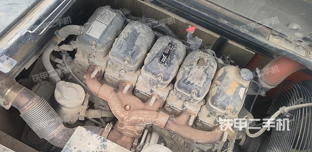 发动机整体俯视（整机外观）