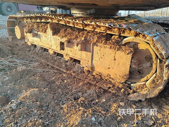 单侧履带整体（整机外观）