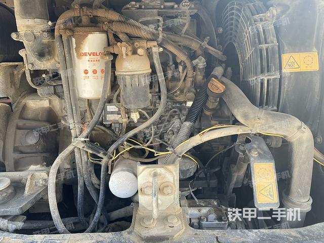 发动机整体俯视（整机外观）