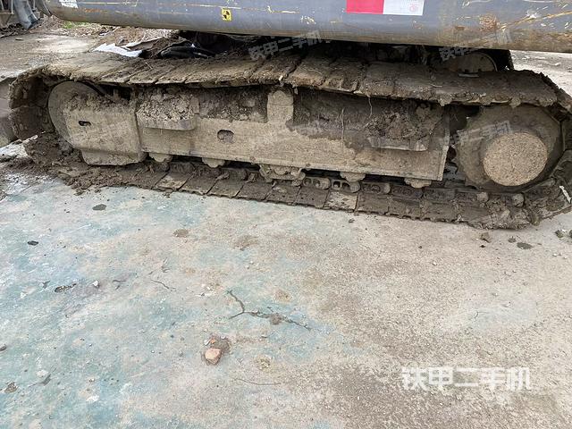 单侧履带整体（整机外观）