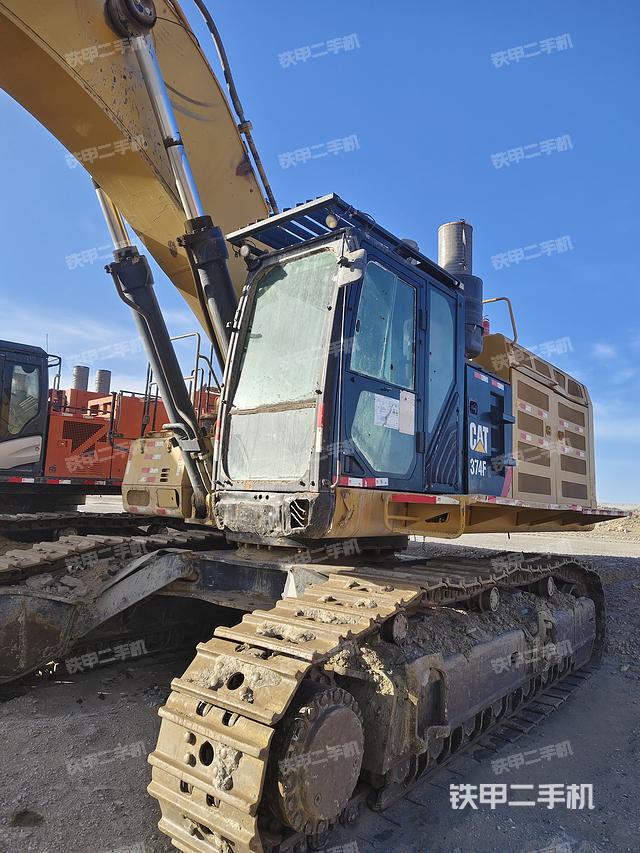 驾驶室整体（整机外观）