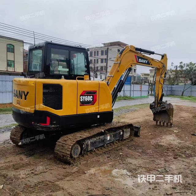 单侧履带整体（整机外观）