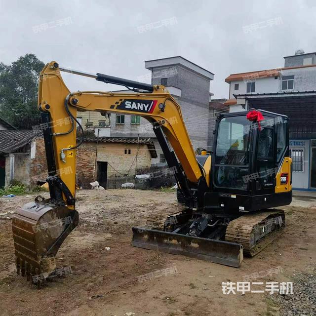 三一重工SY60C挖掘机