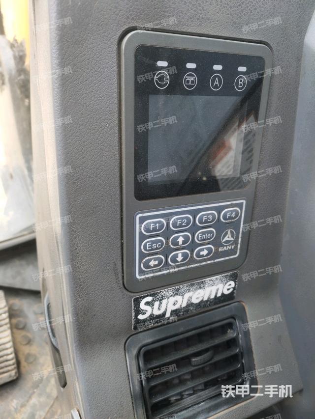 显示屏 （驾驶室部分）