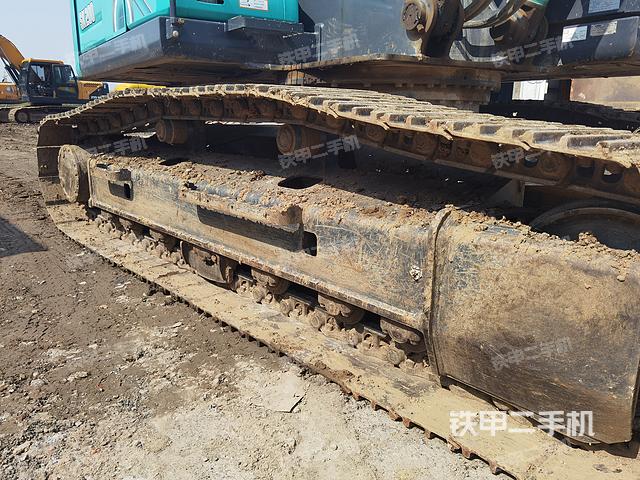 单侧履带整体（整机外观）