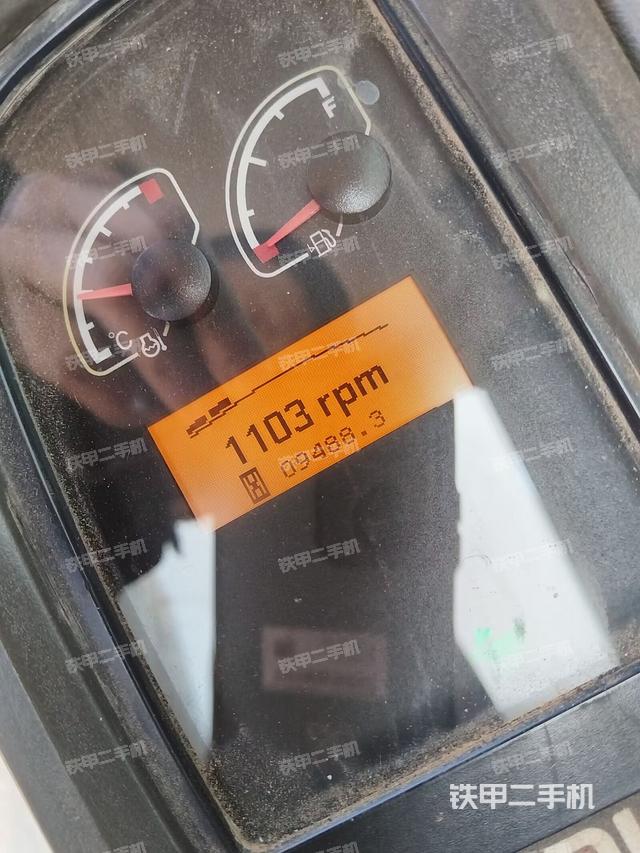 驾驶室整体（整机外观）