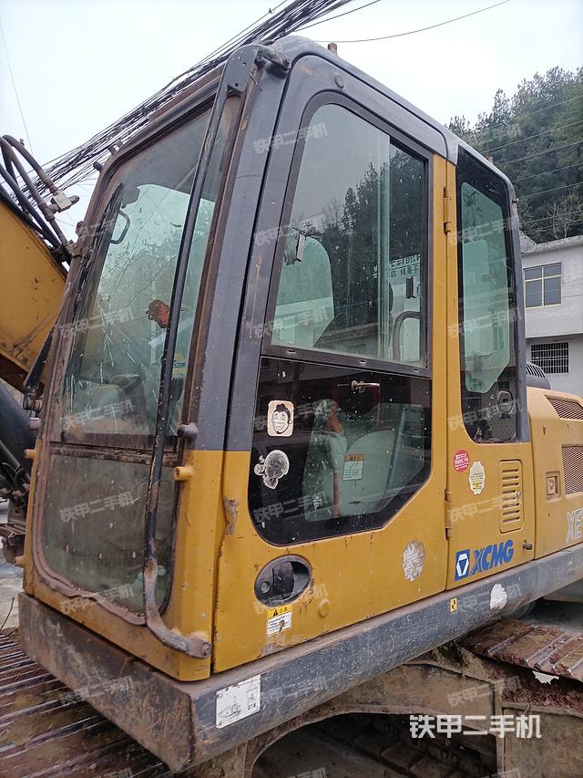 驾驶室整体（整机外观）