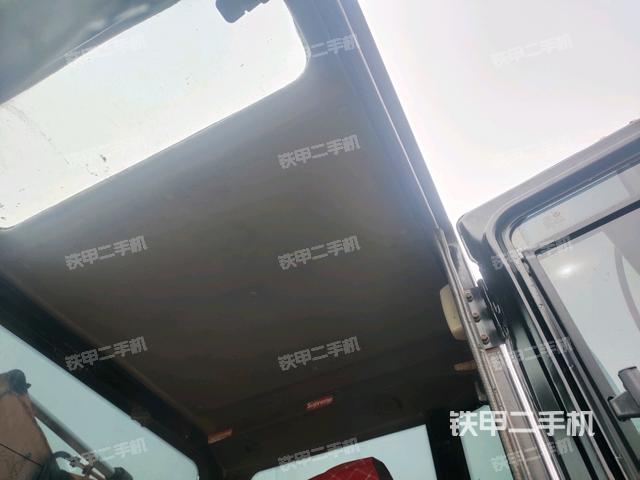 顶棚整体（驾驶室部分）