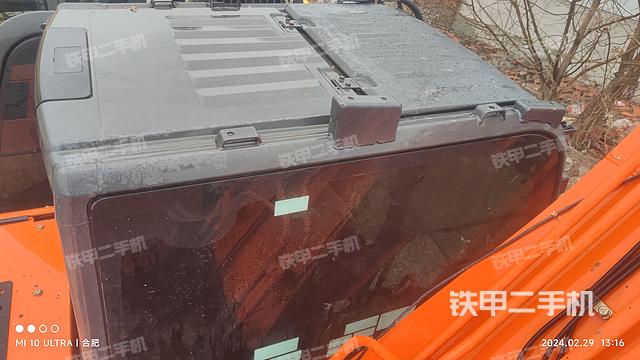 驾驶室顶部（整机外观）