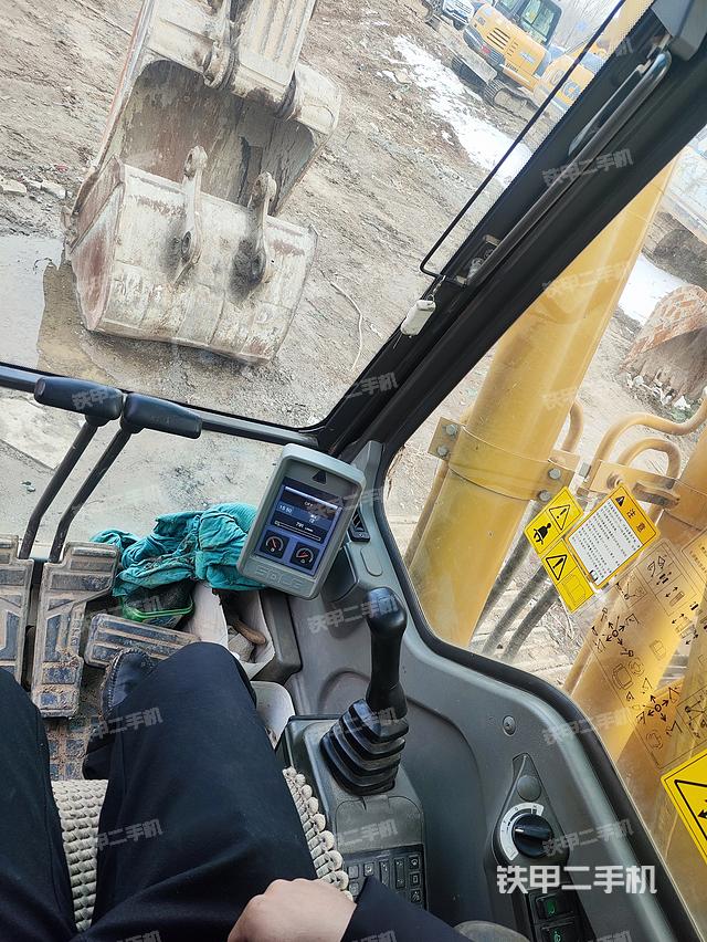 驾驶室整体（整机外观）