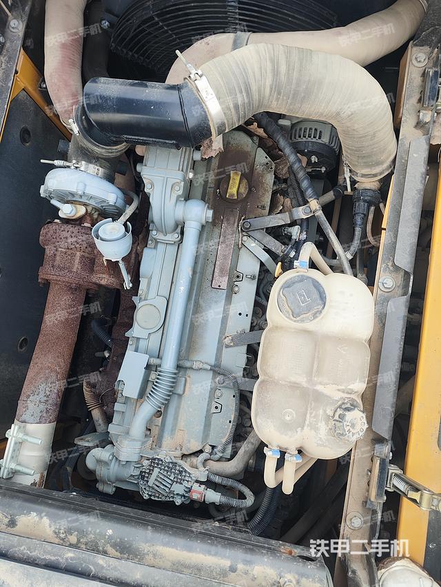 发动机整体俯视（整机外观）